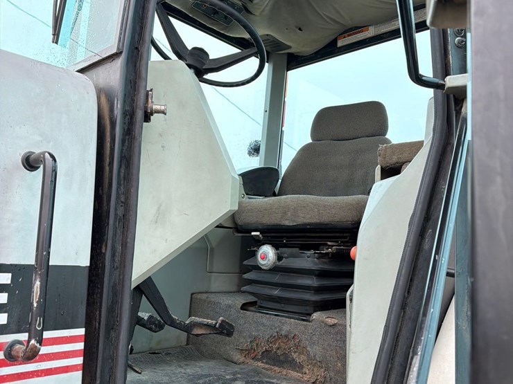 agco-white-6145-image-35