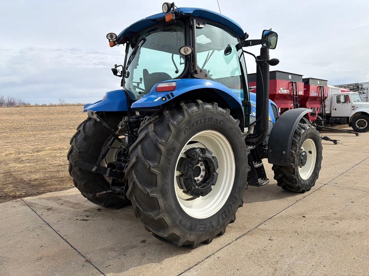 2011-new-holland-t6030-plus-image-4