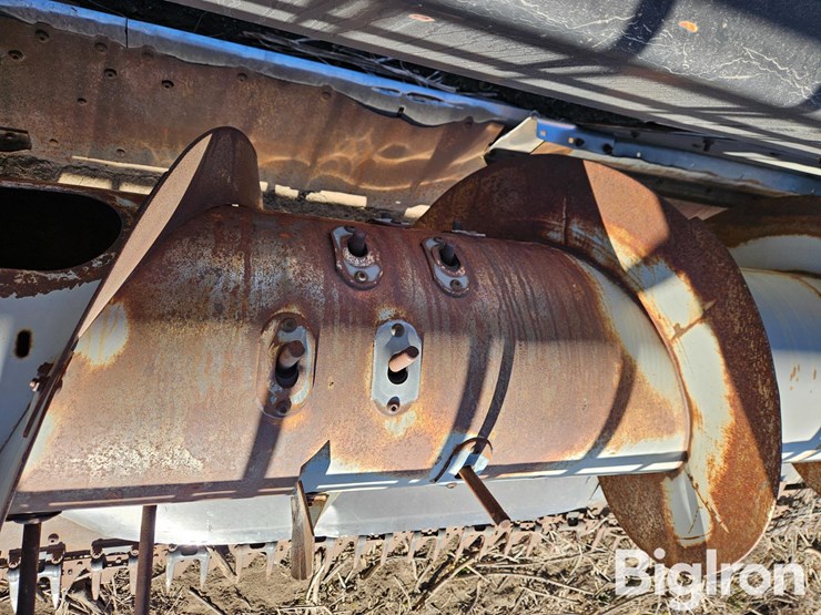 gleaner-r65-image-14