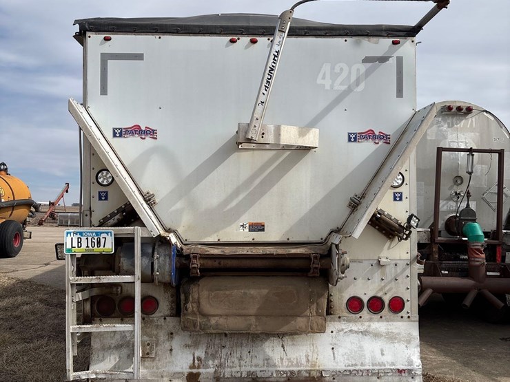 2014-wilson-grain-trailer-image-29