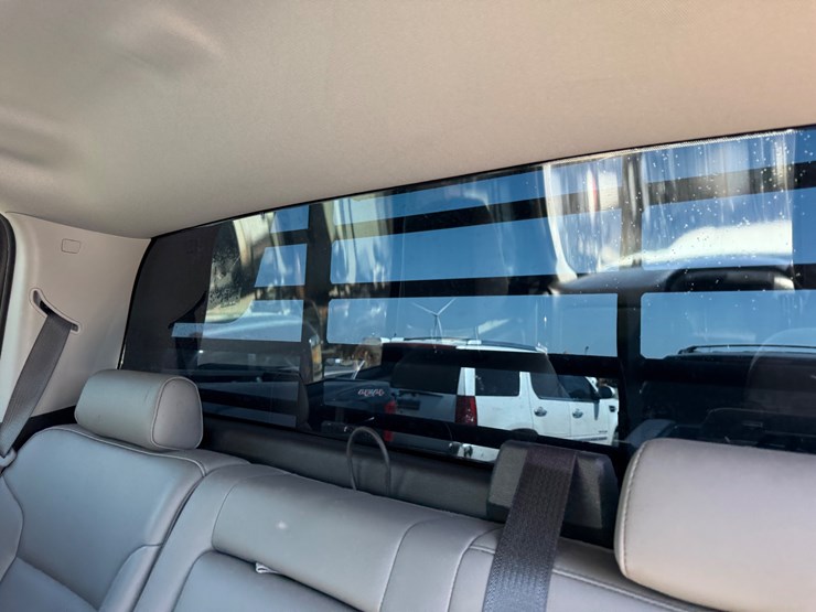 2019-chevrolet-3500hd-image-32