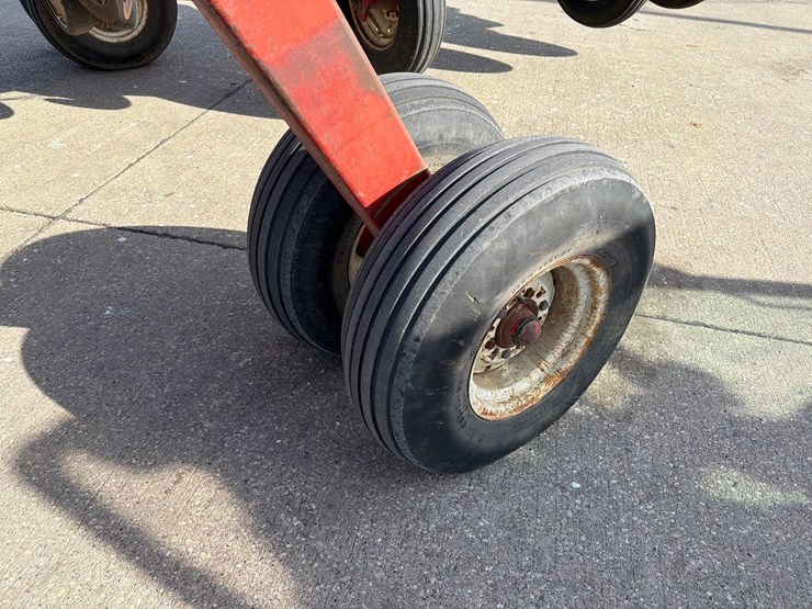 international-800-image-8