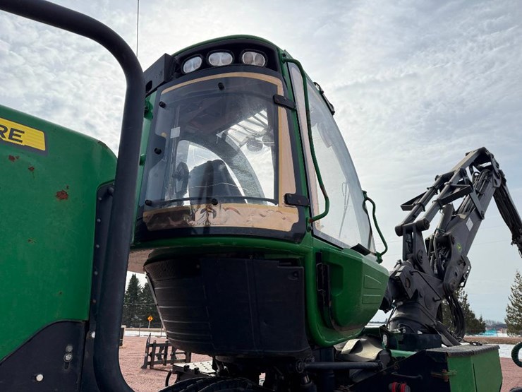 deere-1270e-image-34