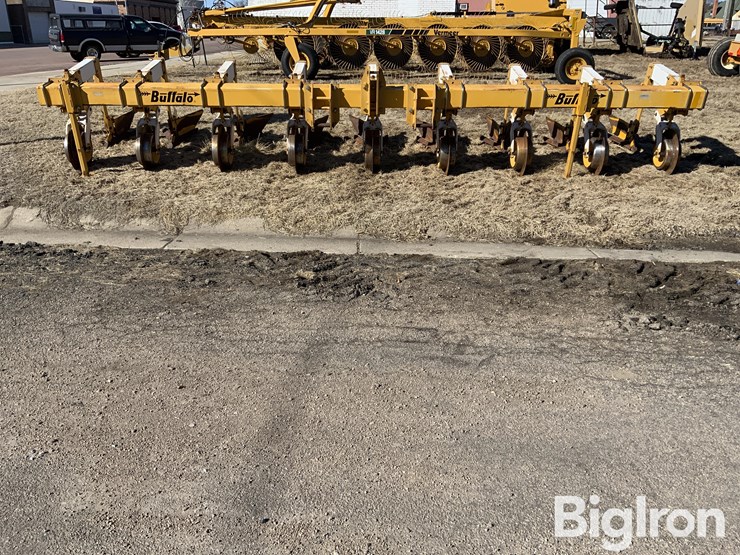 buffalo-62000830-8r30-cultivator-image-2