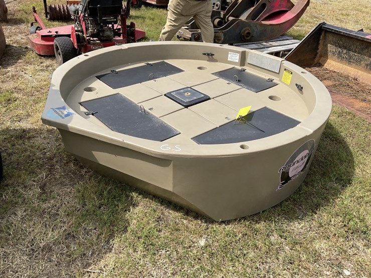 roundabout-watercraft-image-1