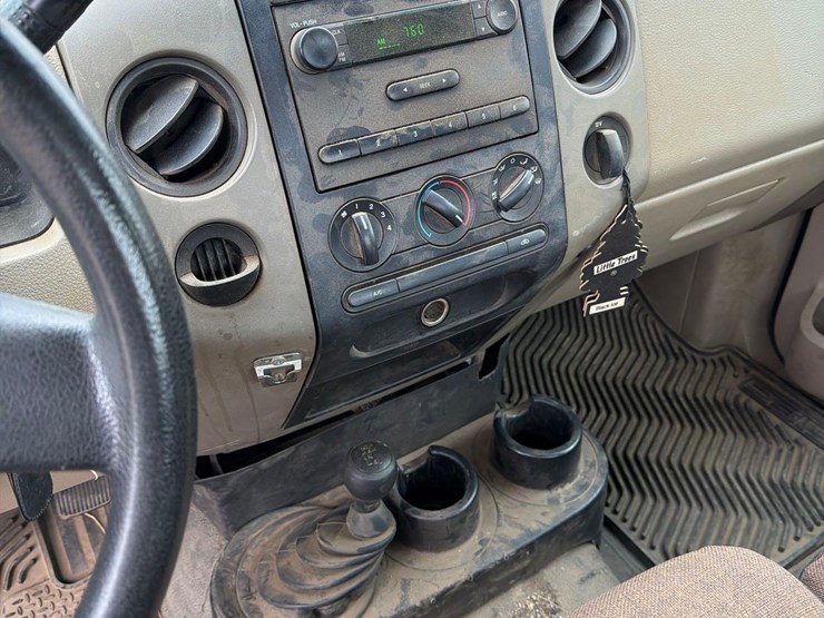 2005-ford-f150-image-26