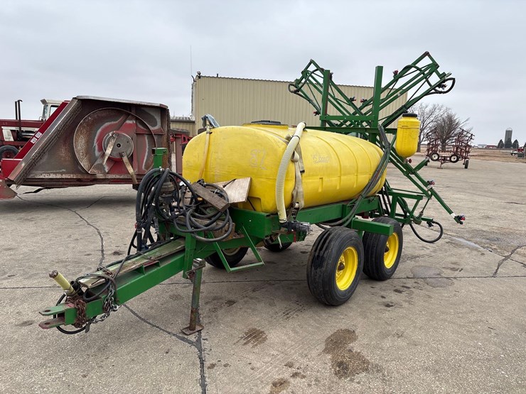 500-gallon-pull-type-sprayer-image-1