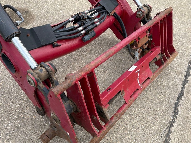 case-ih-l750-image-6