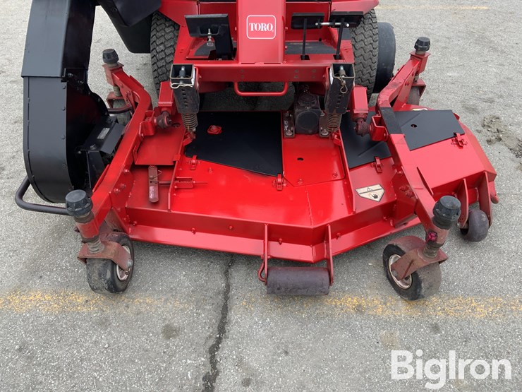 2022-toro-groundsmaster-228d-image-12