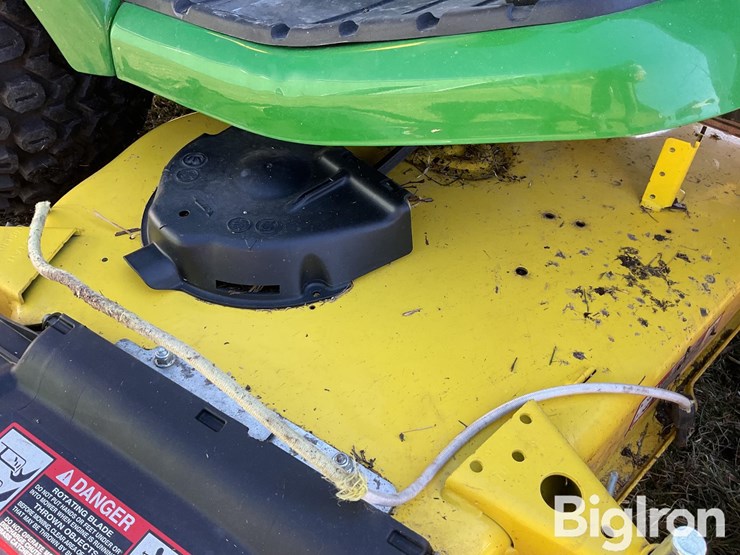 john-deere-x580-image-11