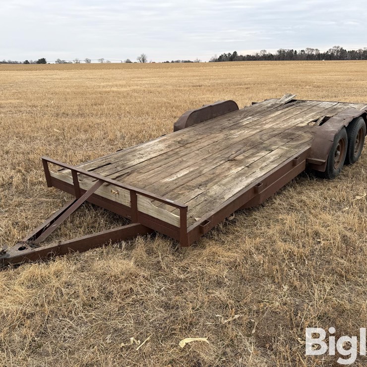 18' T/A Flatbed Trailer