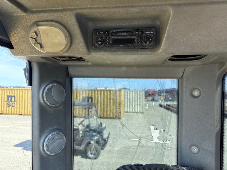 volvo-ecr88-image-38