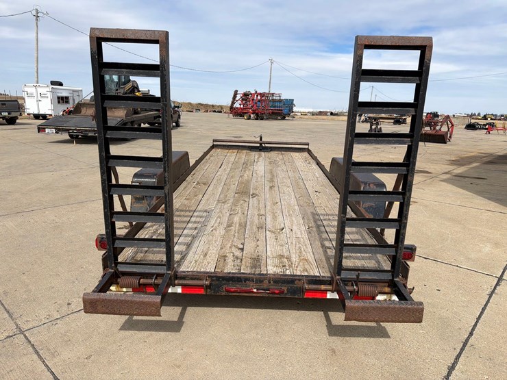 2006-dressen-80”-x-18ft-bumper-hitch-flatbed-trailer-image-4