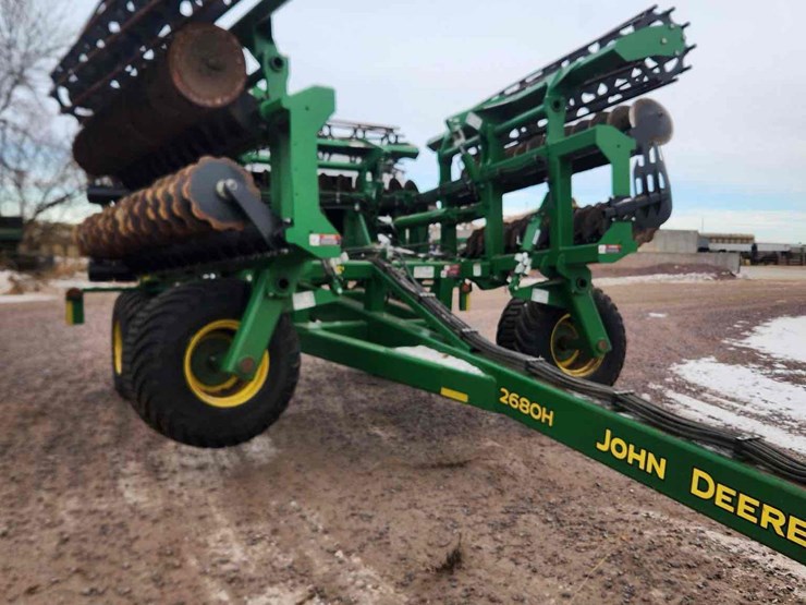 2022-john-deere-2680h-image-5