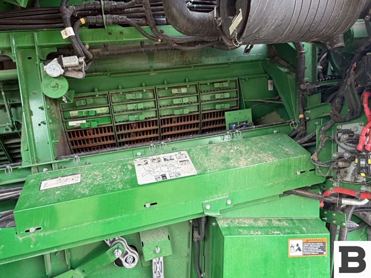 2023-john-deere-s780-image-19