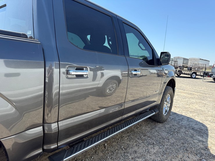 2016-ford-f150-image-10