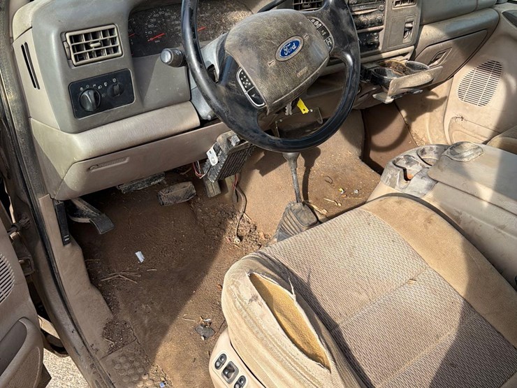 2004-ford-f250-image-29