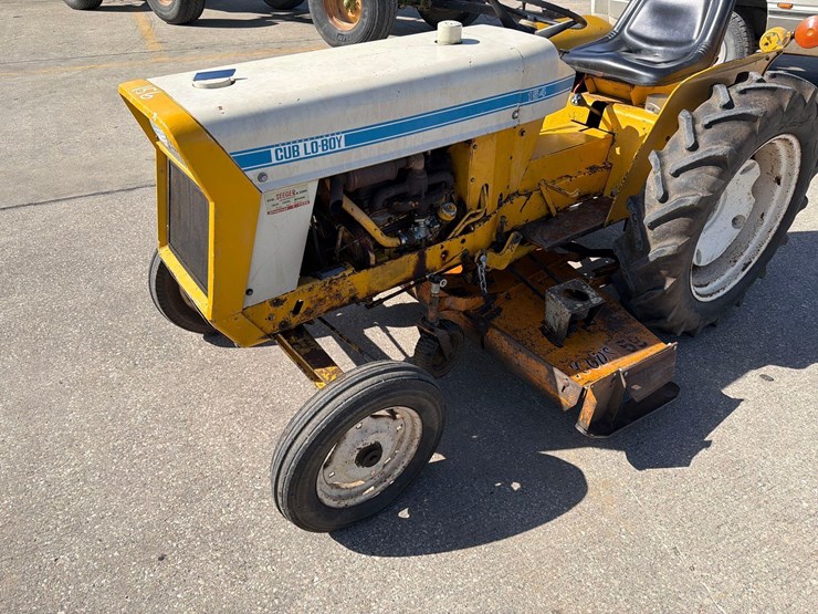 international-cub-lo-boy-image-27