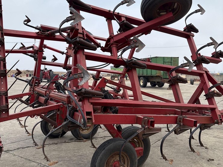 case-ih-4600-image-27