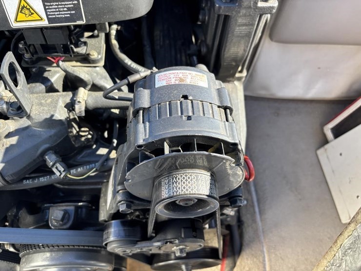 2000-unknown-trailer-image-42