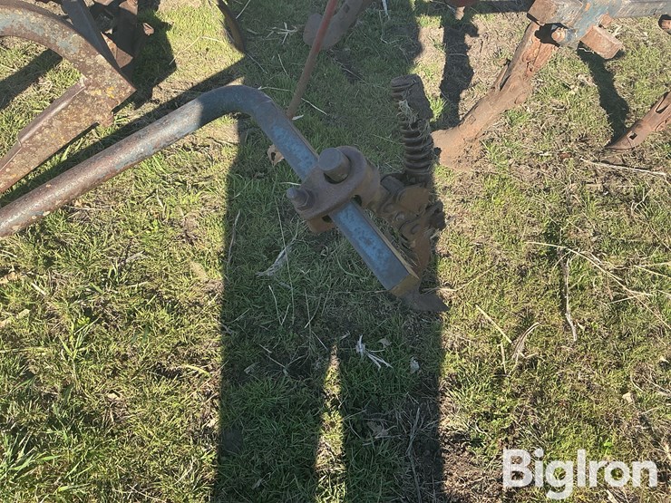 34-261-front-mount-field-cultivator-image-9