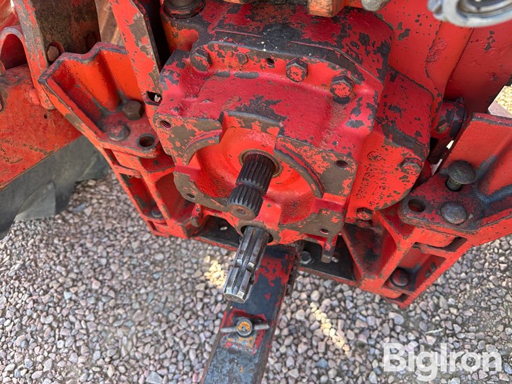 1966-international-706-image-14