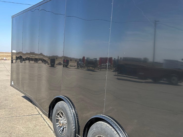 like-new--2025-steel-pines-cargo-llc-8-1/2ft-x-24ft-bumper-hitch-enclosed-trailer--1-owner-image-8