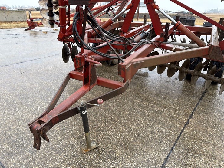 international-490-image-11