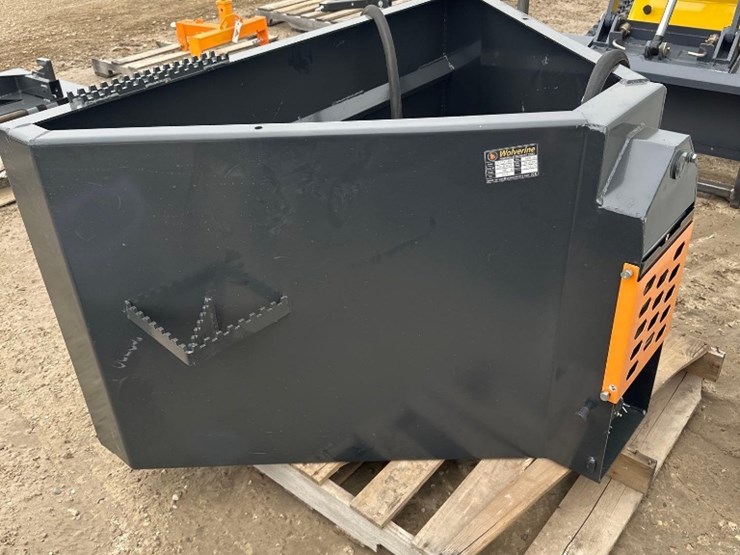 skid-steer-concrete-chuter-image-1