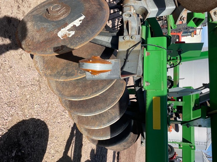 2005-john-deere-637-image-16