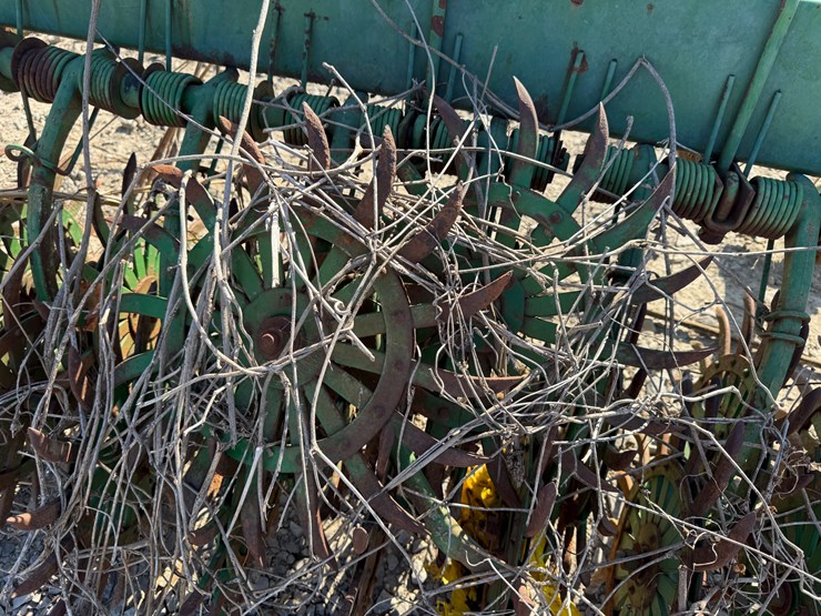 john-deere-25-image-9