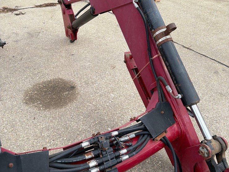 case-ih-l750-image-7