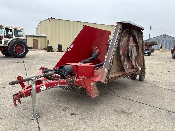 2023-buhler-y1531-15ft-batwing-mower-image-1