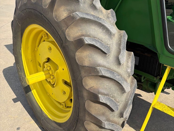 1969-john-deere-4000-image-12