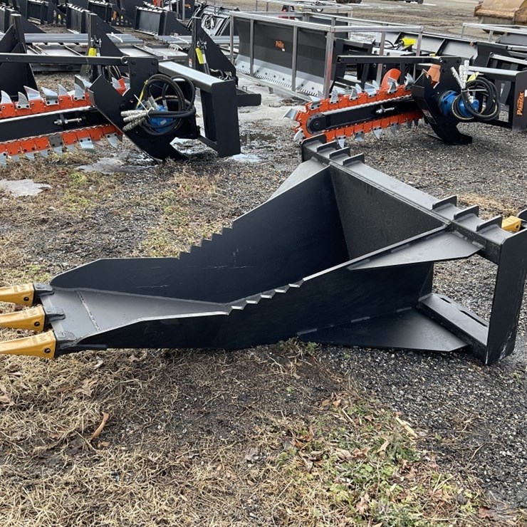 2025 Pabreak Skid Steer Stump Bucket (NEW)