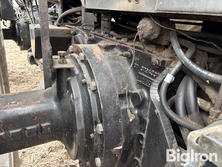 white-4-210-image-13