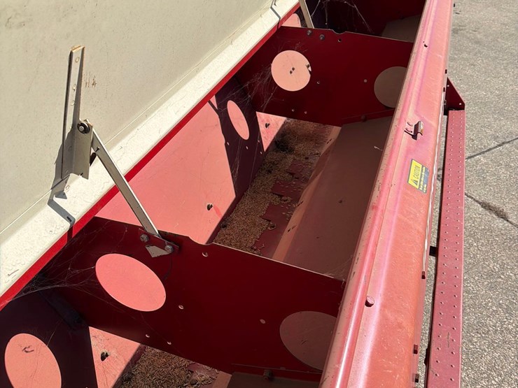 international-510-image-34