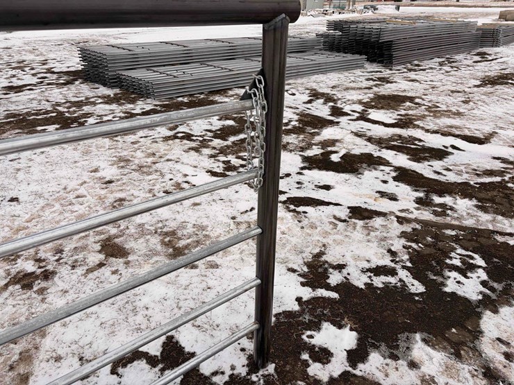 free-standing-panel-image-4