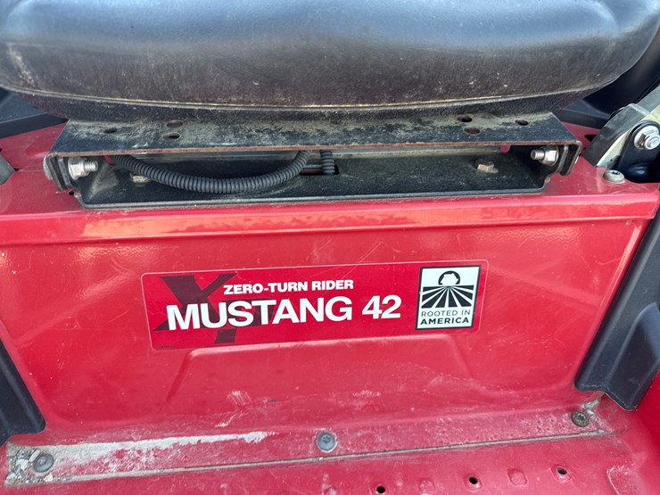 #25-•-troy-built-42"-zero-turn-mower-1b056h10225-inv#-42727-image-9