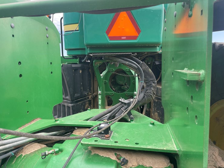 2011-john-deere-9430-image-32