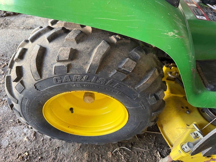 john-deere-x320-image-13