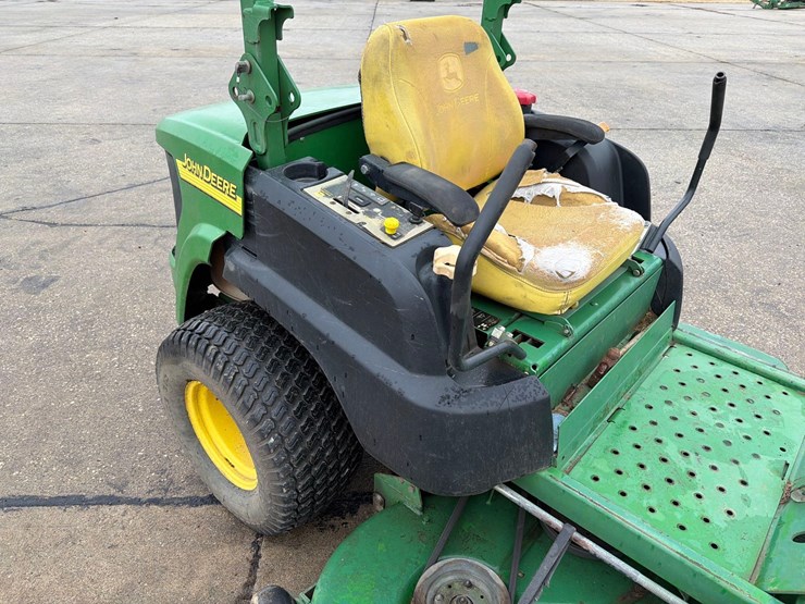 john-deere-la-image-10