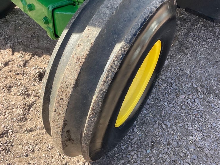 2017-john-deere-5085m-image-8