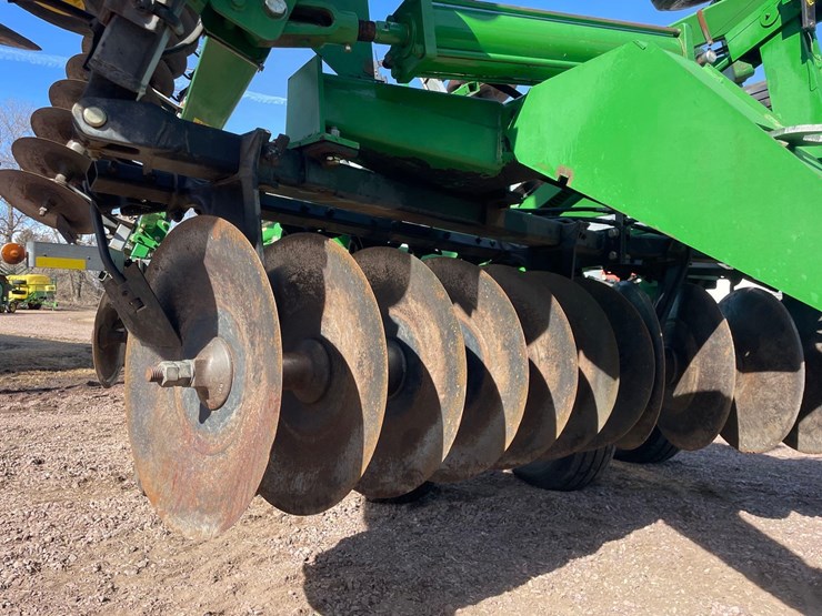 2005-john-deere-637-image-9