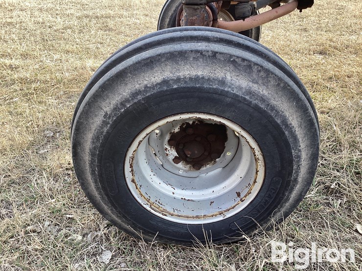 1979-white-2-105-image-19