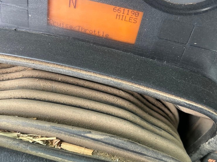 2011-international-prostar-image-49