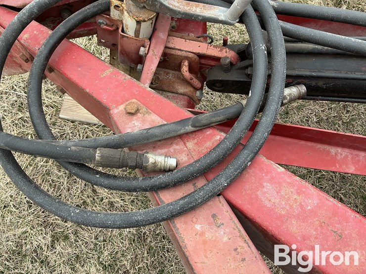 international-5100-image-12