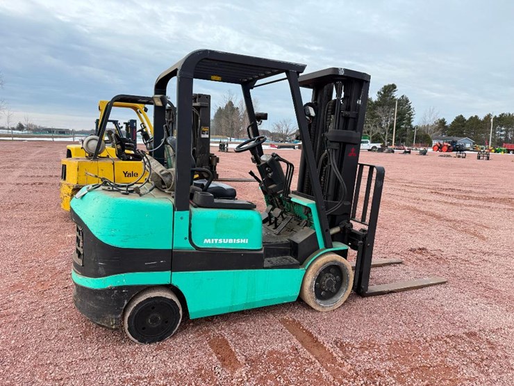 mitsubishi-fgc30k-image-4