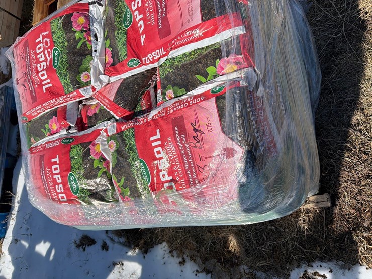 pallet-of-top-soil-image-2