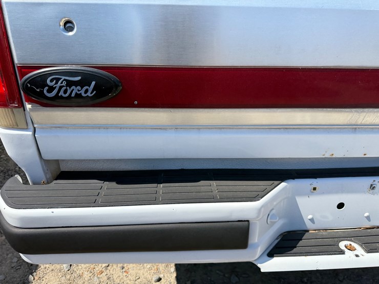 1988-ford-bronco-image-8